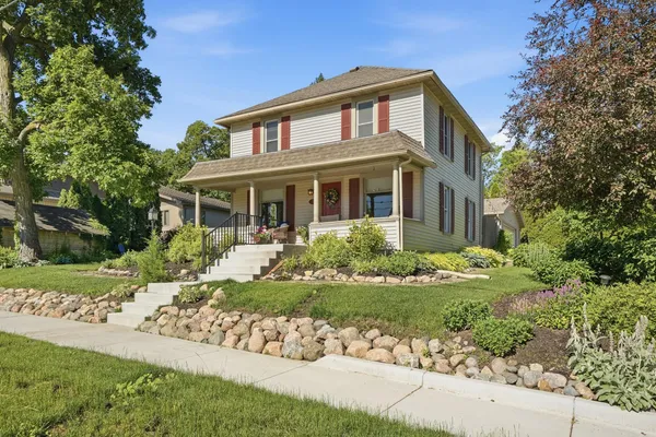 $309,900 | 259 North Liberty Street, Lowell, IN 46356