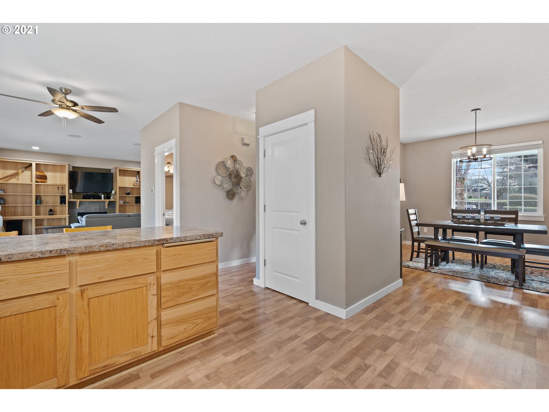310 West Division Street Ridgefield, WA 98642 - Photo 9 of 32