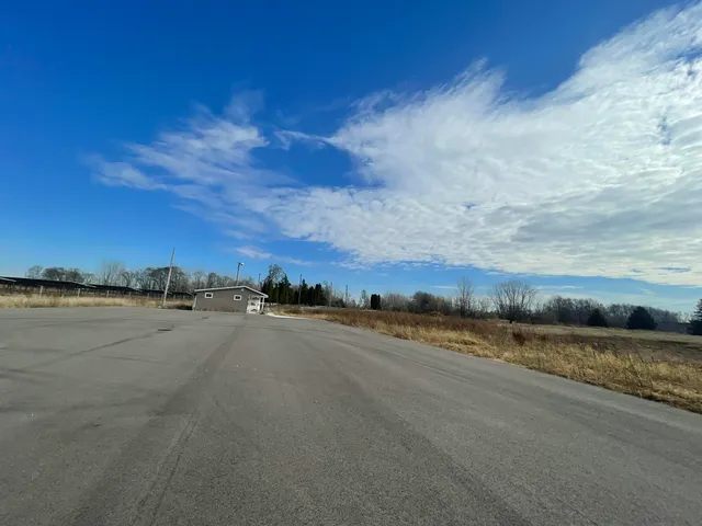 $199,900 | 2770 South Centerville Road, Sturgis, MI 49091