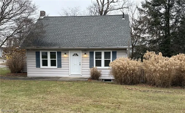 $130,000 | 4258 Mahoning Avenue, Youngstown, OH 44515