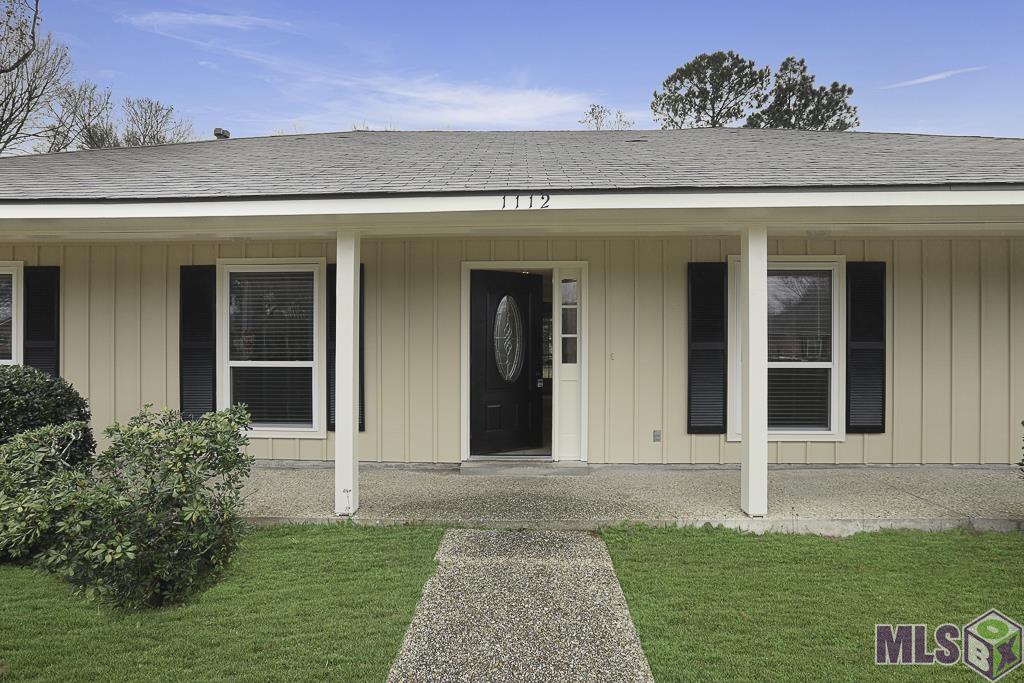 1112 Shadybrook Drive Baton Rouge, LA 70816 - Photo 3 of 31