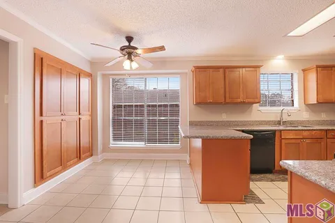 $249,900 | 1112 Shadybrook Drive, Baton Rouge, LA 70816