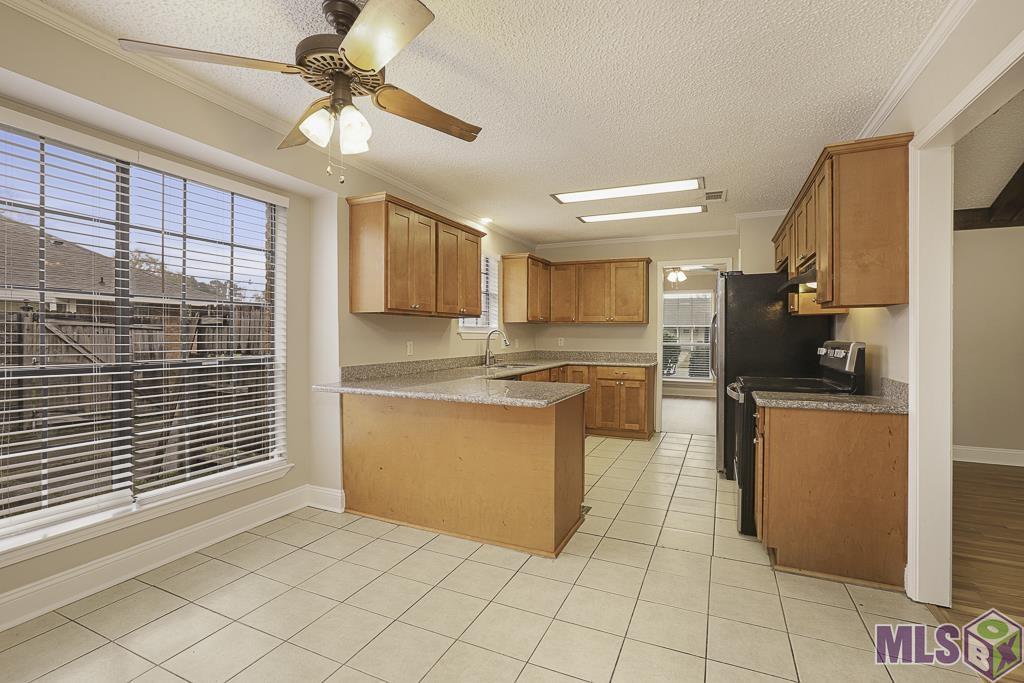 1112 Shadybrook Drive Baton Rouge, LA 70816 - Photo 10 of 31