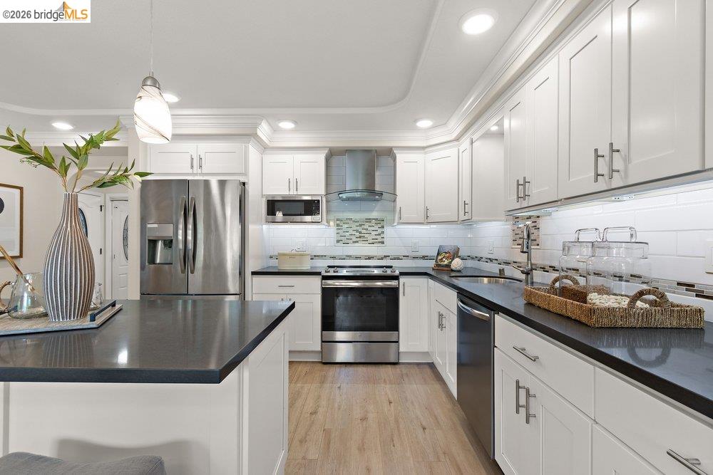 1156 Running Springs Road, Unit 6 Walnut Creek, CA 94595 - Photo 11 of 28