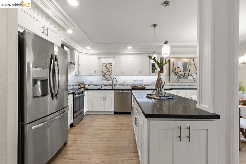 1156 Running Springs Road, Unit 6 Walnut Creek, CA 94595 - Photo 13 of 28