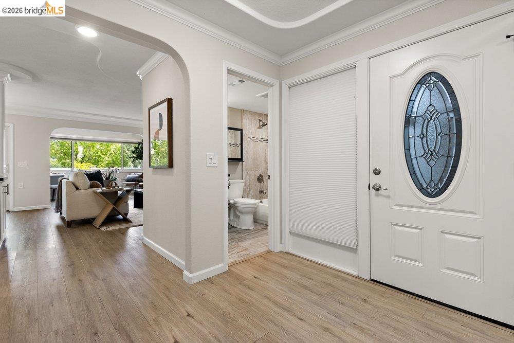 1156 Running Springs Road, Unit 6 Walnut Creek, CA 94595 - Photo 3 of 28