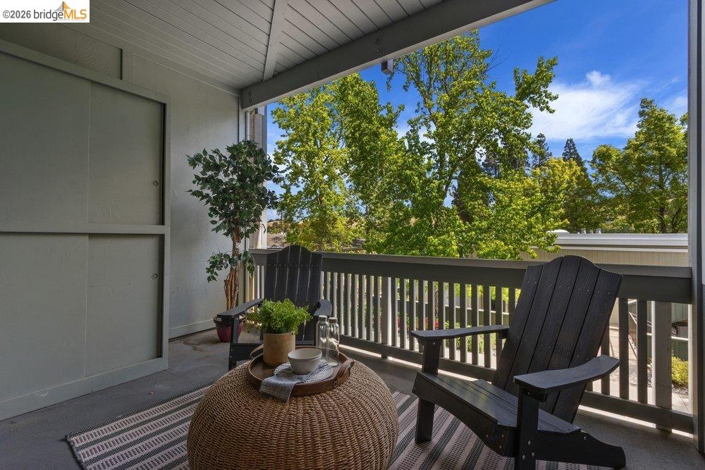 1156 Running Springs Road, Unit 6 Walnut Creek, CA 94595 - Photo 9 of 28