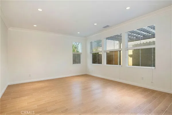 $4,700 | 83 Wildvine, Irvine, CA 92620