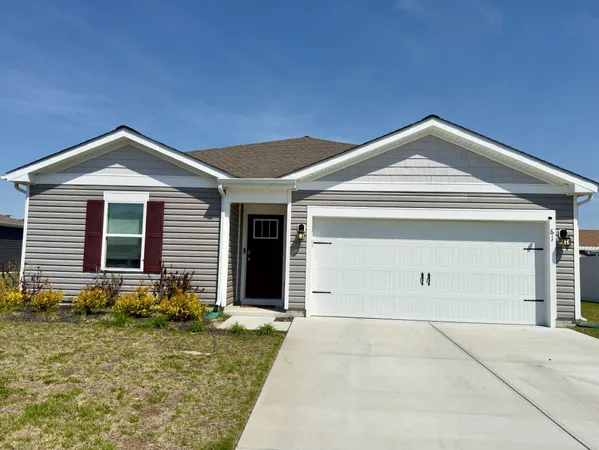 $2,400 | 61 New England Drive, Felton, DE 19943