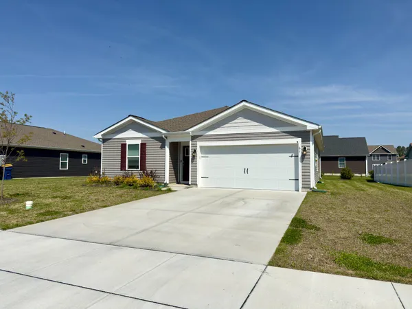 $2,400 | 61 New England Drive, Felton, DE 19943
