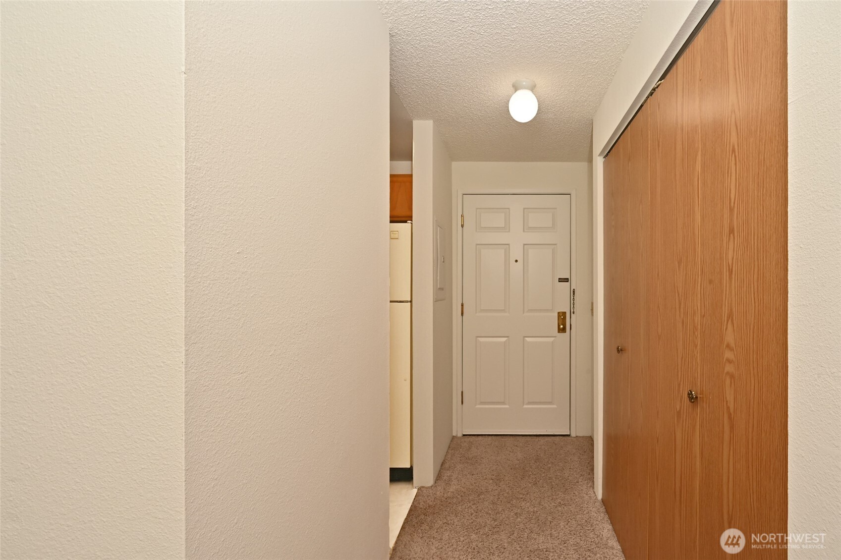 10501 8th Avenue Northeast, Unit 417 Seattle, WA 98125 - Photo 13 of 33