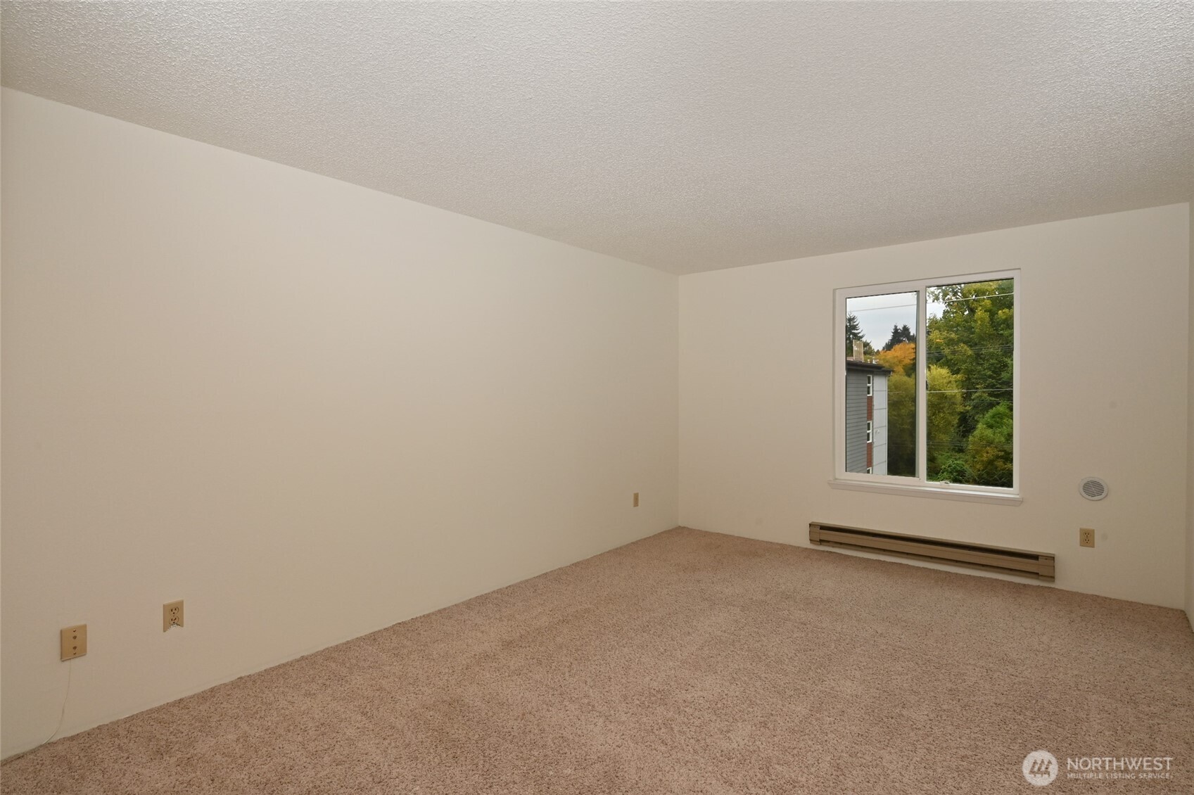 10501 8th Avenue Northeast, Unit 417 Seattle, WA 98125 - Photo 16 of 33