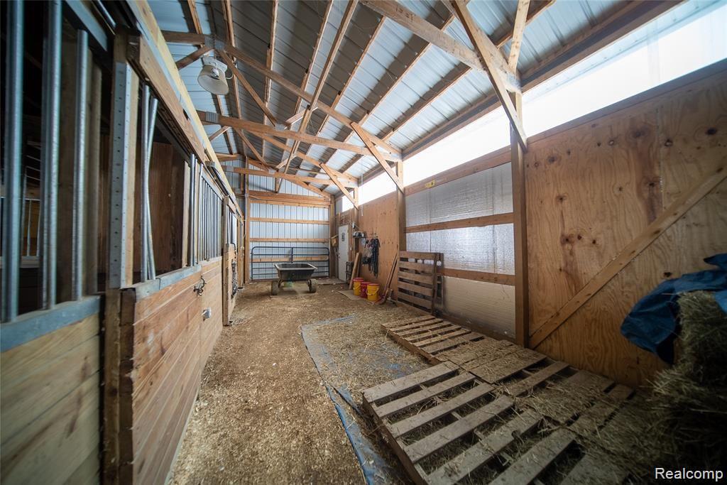 5457 Kilgore Road Avoca, MI 48006 - Photo 37 of 45