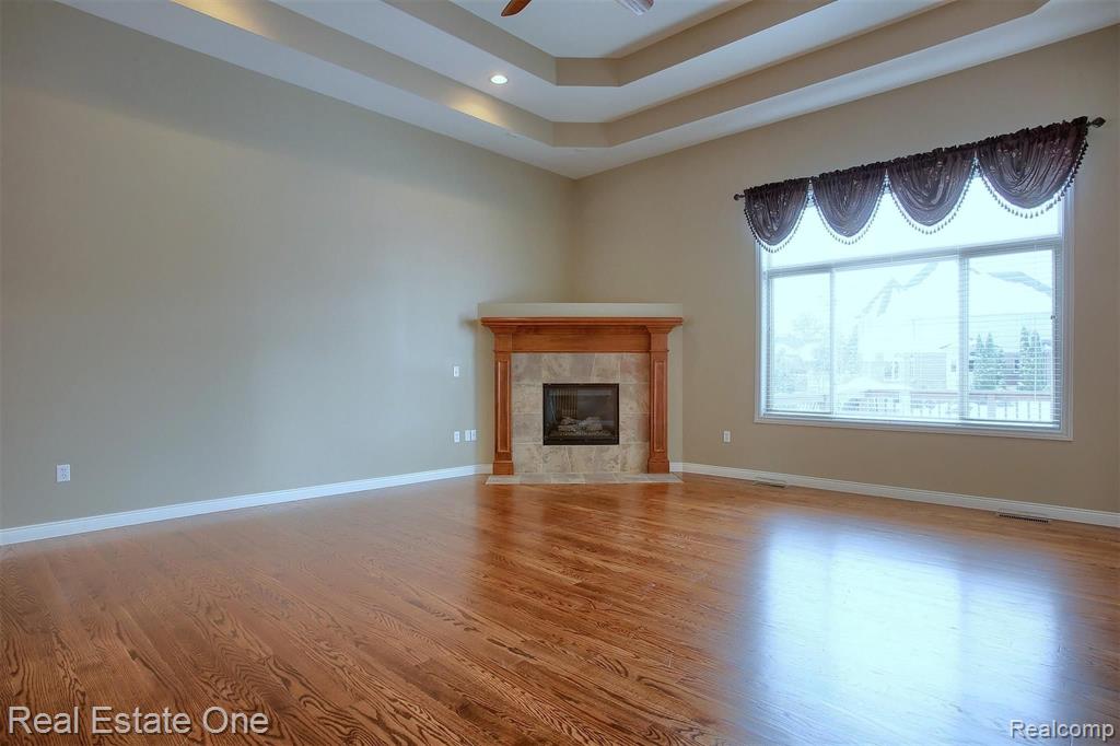 7348 Georgetowne Washington, MI 48095 - Photo 4 of 27 Gallery Image 4