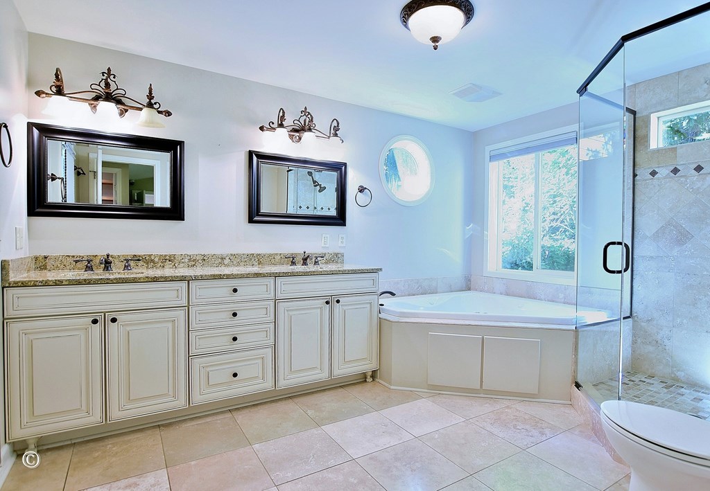 5656 Hamilton Road Pine Mountain, GA 31822 - Photo 26 of 86 Master Bathroom