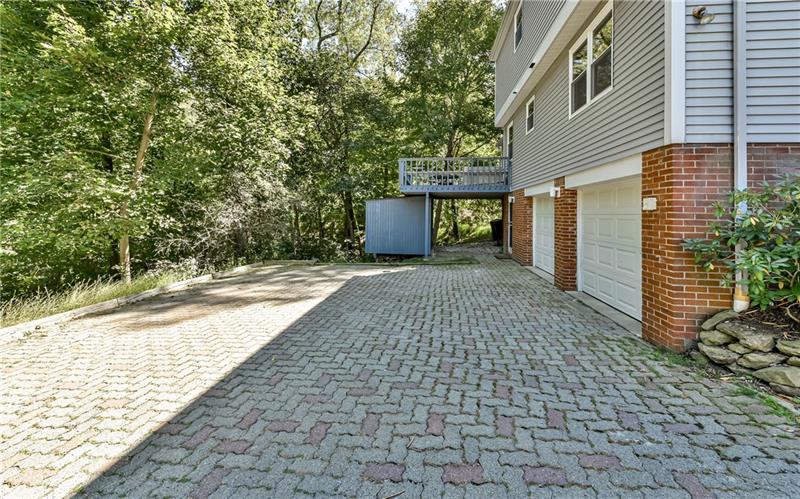 145 McIntyre Road Pittsburgh, PA 15237 - Photo 21 of 25 Gallery Image 21