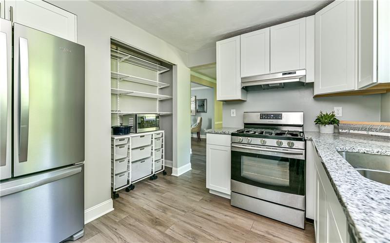 145 McIntyre Road Pittsburgh, PA 15237 - Photo 6 of 25 Gallery Image 6