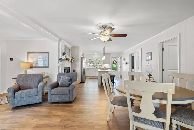 $899,987 | 1129 Duboise Drive, Summerton, SC 29148