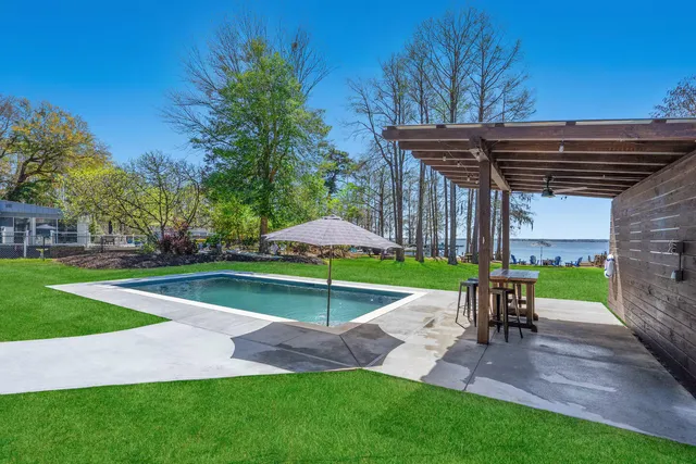 $899,987 | 1129 Duboise Drive, Summerton, SC 29148