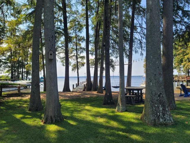 $899,987 | 1129 Duboise Drive, Summerton, SC 29148