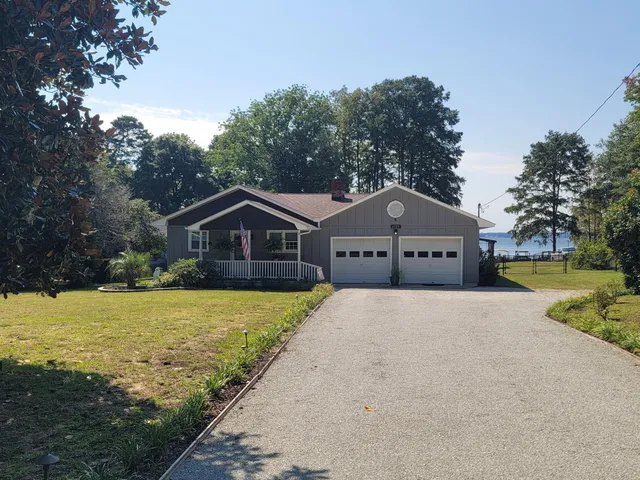 $899,987 | 1129 Duboise Drive, Summerton, SC 29148