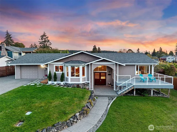 $784,000 | 210 Champion Street, Steilacoom, WA 98388