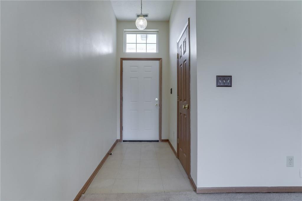 2020 Acorn Road Franklin, IN 46131 - Photo 4 of 18