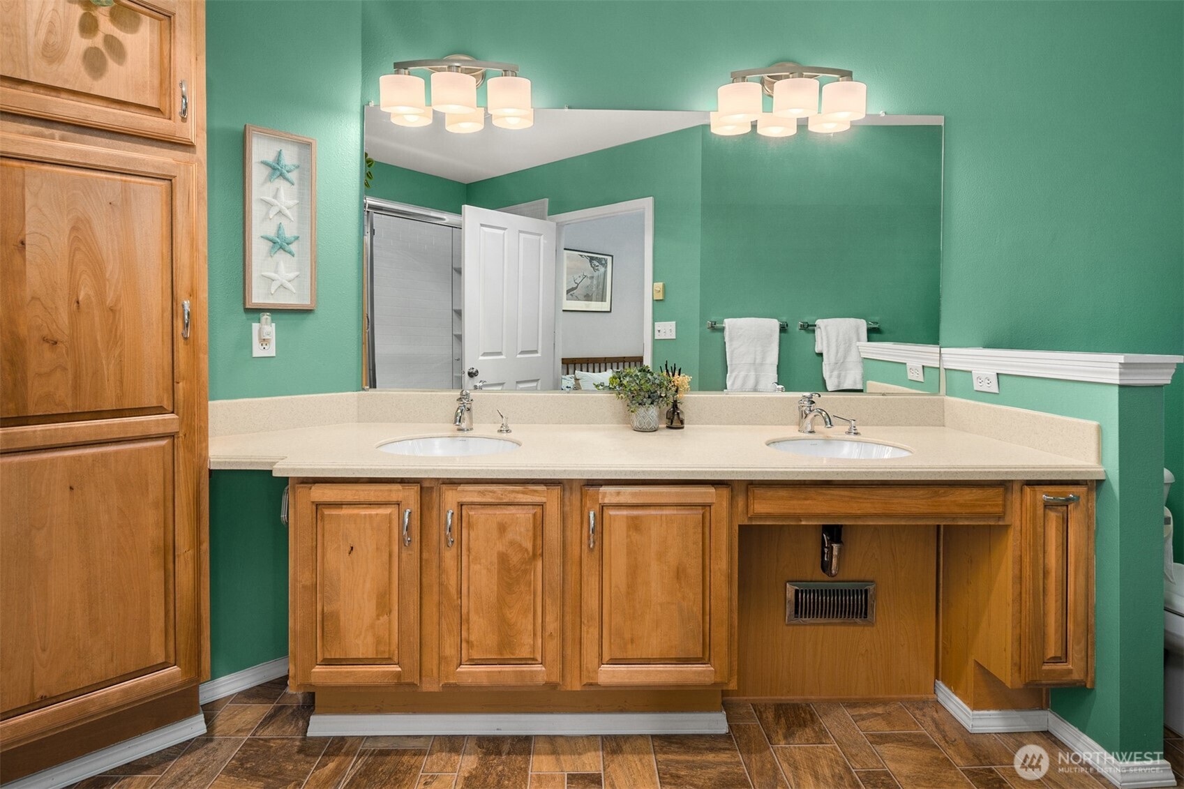 8500 Main Street, Unit F101 Edmonds, WA 98026 - Photo 14 of 24