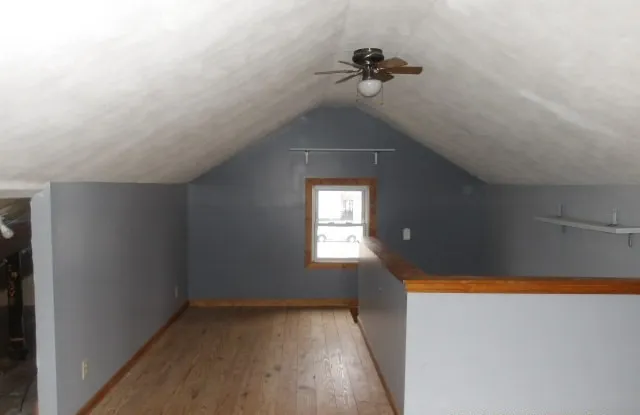 $99,900 | 516 North John Street, Farmer City, IL 61842