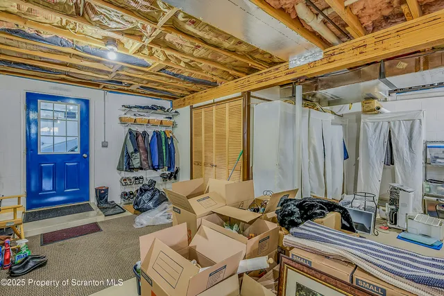 $374,900 | 406 Edgewood Drive South, Clarks Summit, PA 18411