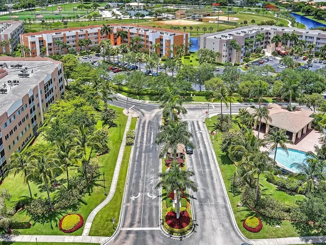 $225,000 | 7775 Yardley Drive, Unit 110, Tamarac, FL 33321