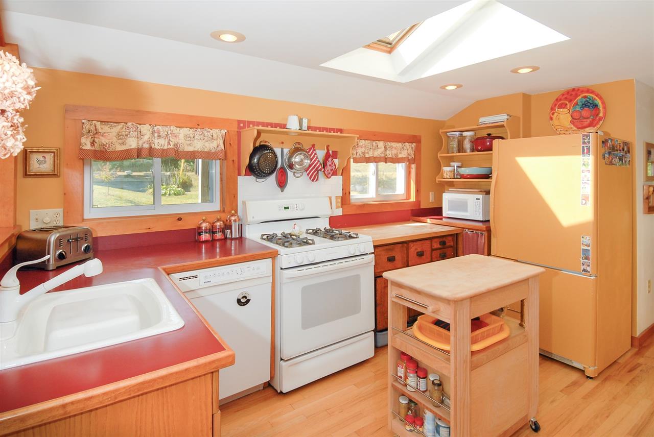 2402 Main Street Springfield, NH 03284 - Photo 10 of 30 Gallery Image 10
