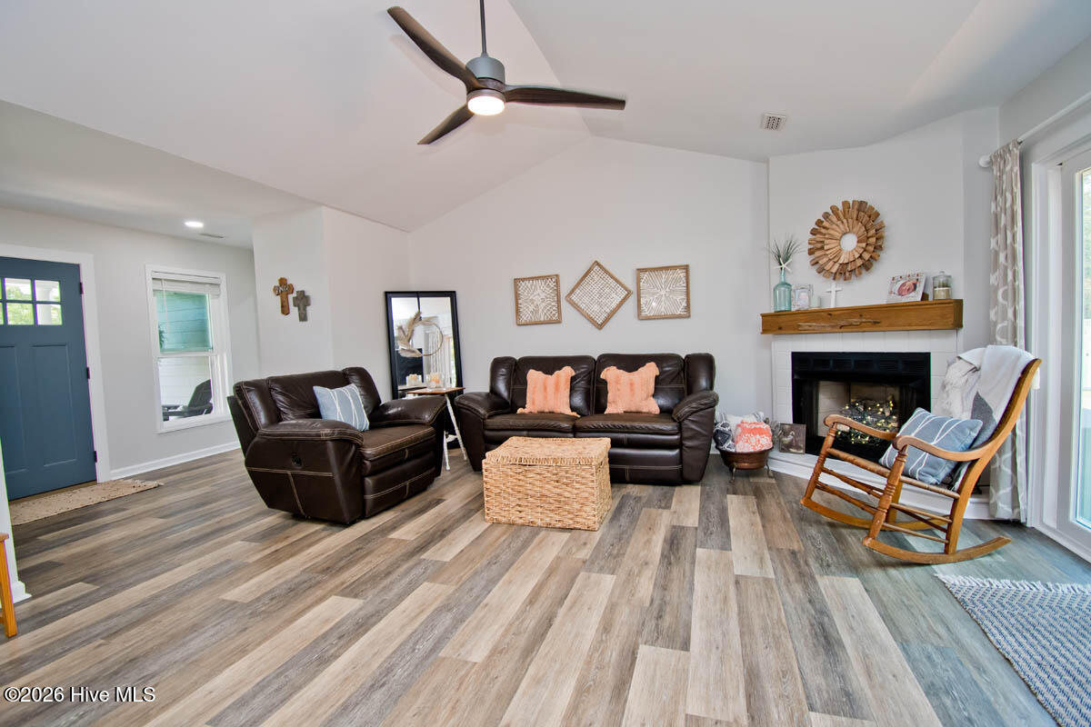 112 Magens Way Cedar Point, NC 28584 - Photo 4 of 66 DSC_1988