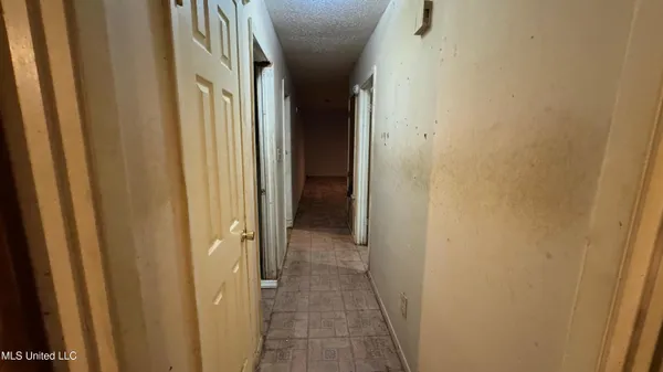 $89,900 | 105 Cairo Drive, Vicksburg, MS 39180