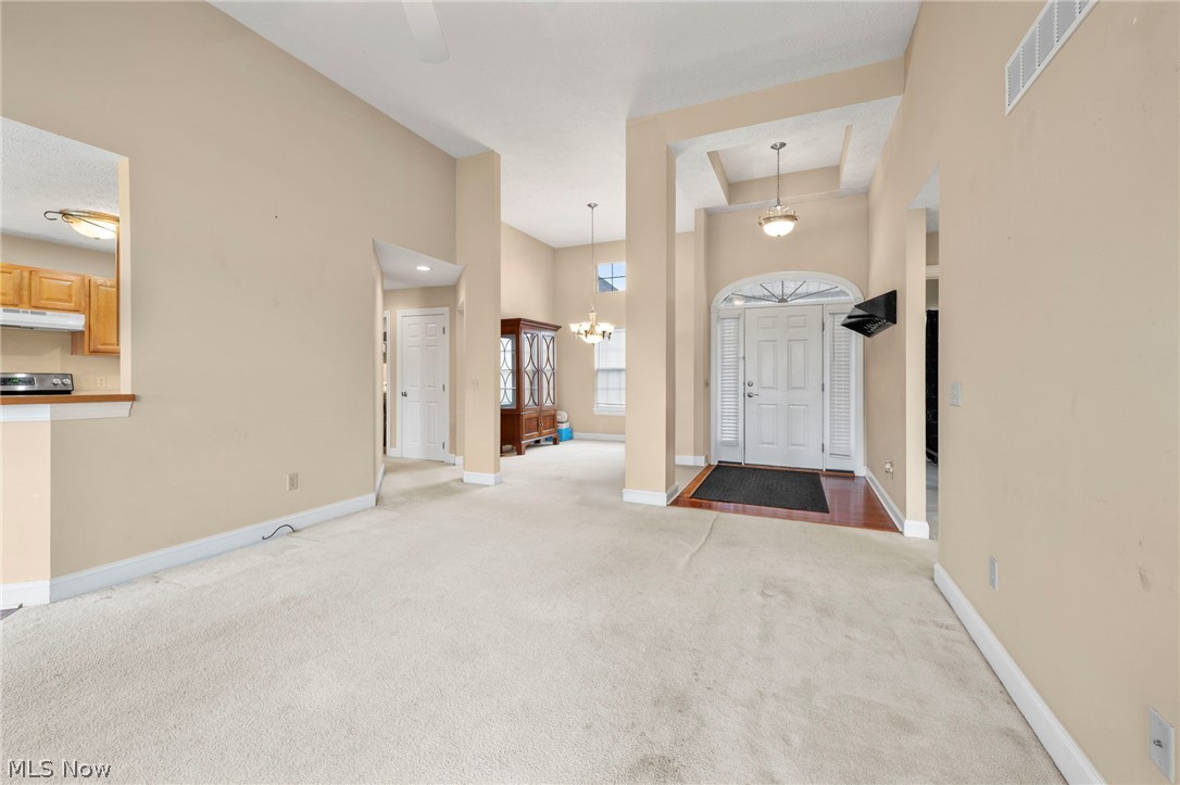 608 Rundle Street LaGrange, OH 44050 - Photo 5 of 32