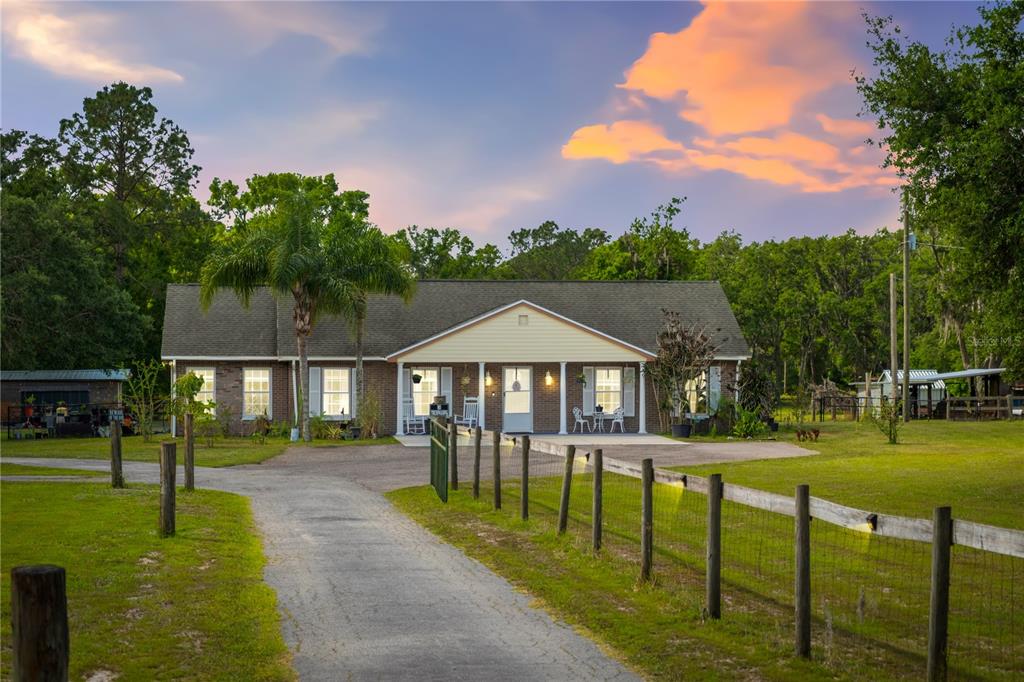 6901 West Dormany Road Plant City, FL 33565 - Photo 1 of 1 Gallery Image 1