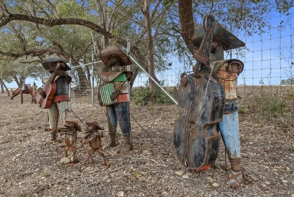 a view of outdoor space