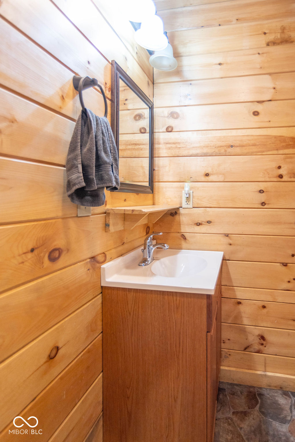 919 South Chaney Road Bloomfield, IN 47424 - Photo 10 of 16