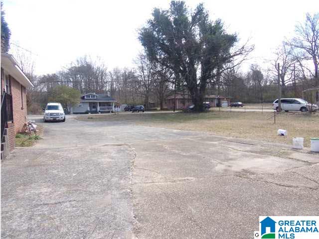 410 Eastern Valley Road Bessemer, AL 35020 - Photo 27 of 32