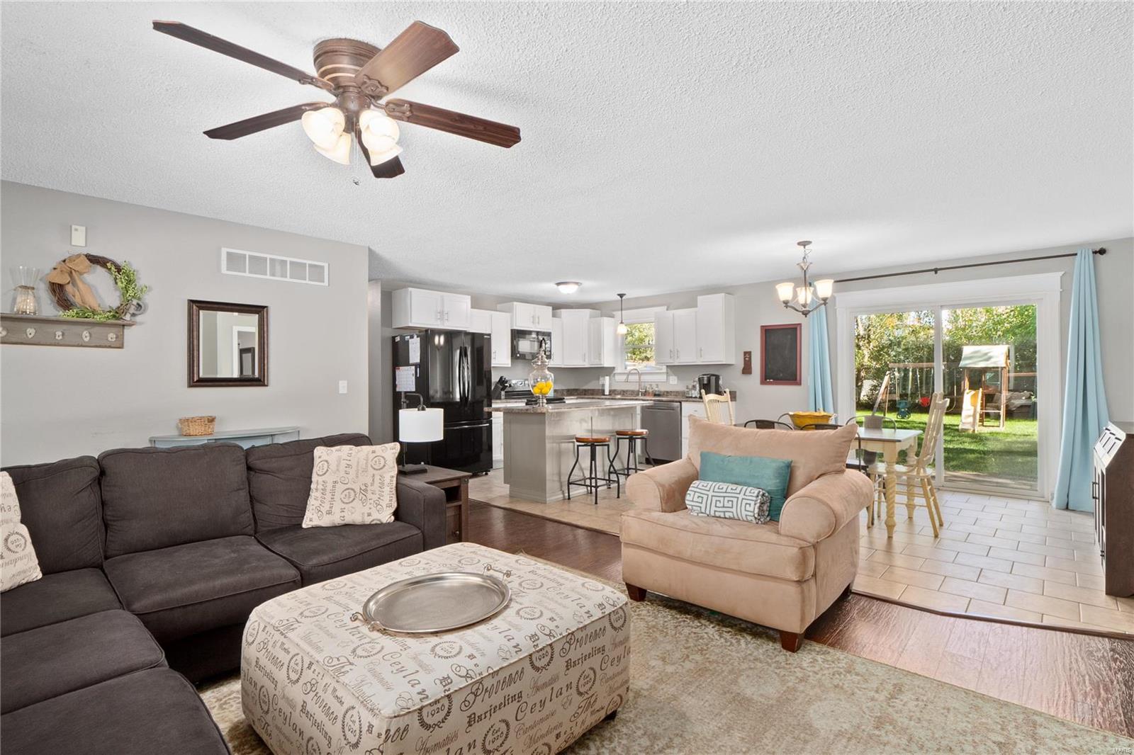 503 Riggin Road Troy, IL 62294 - Photo 5 of 32 Gallery Image 5