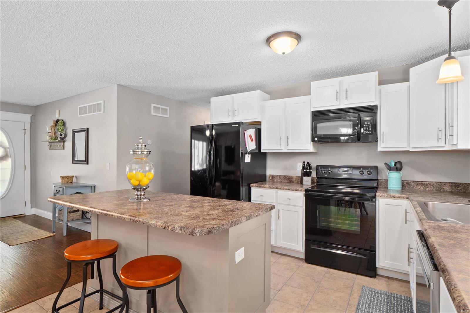 503 Riggin Road Troy, IL 62294 - Photo 8 of 32 Gallery Image 8
