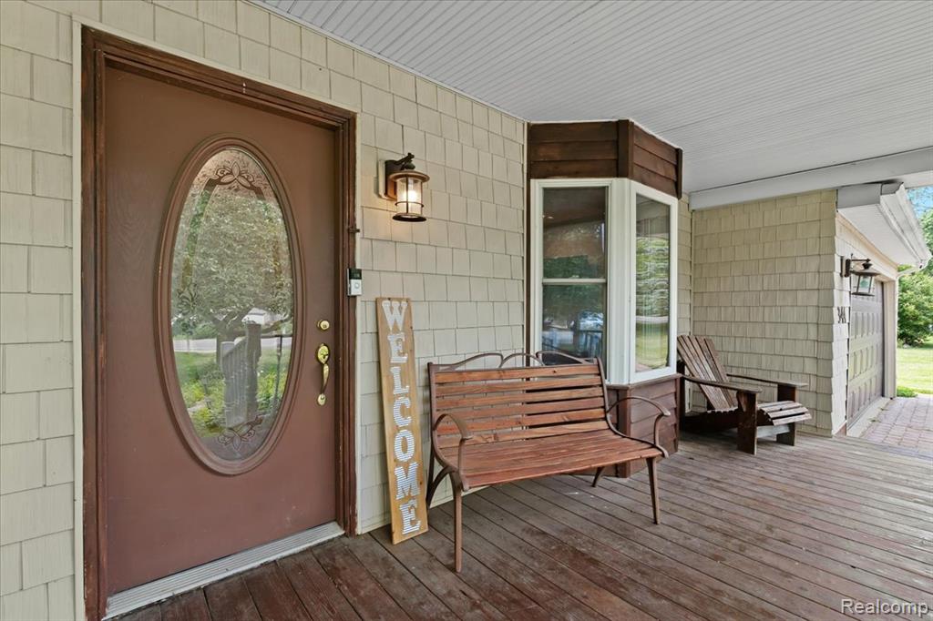 344 Chilson Road Howell, MI 48843 - Photo 5 of 30