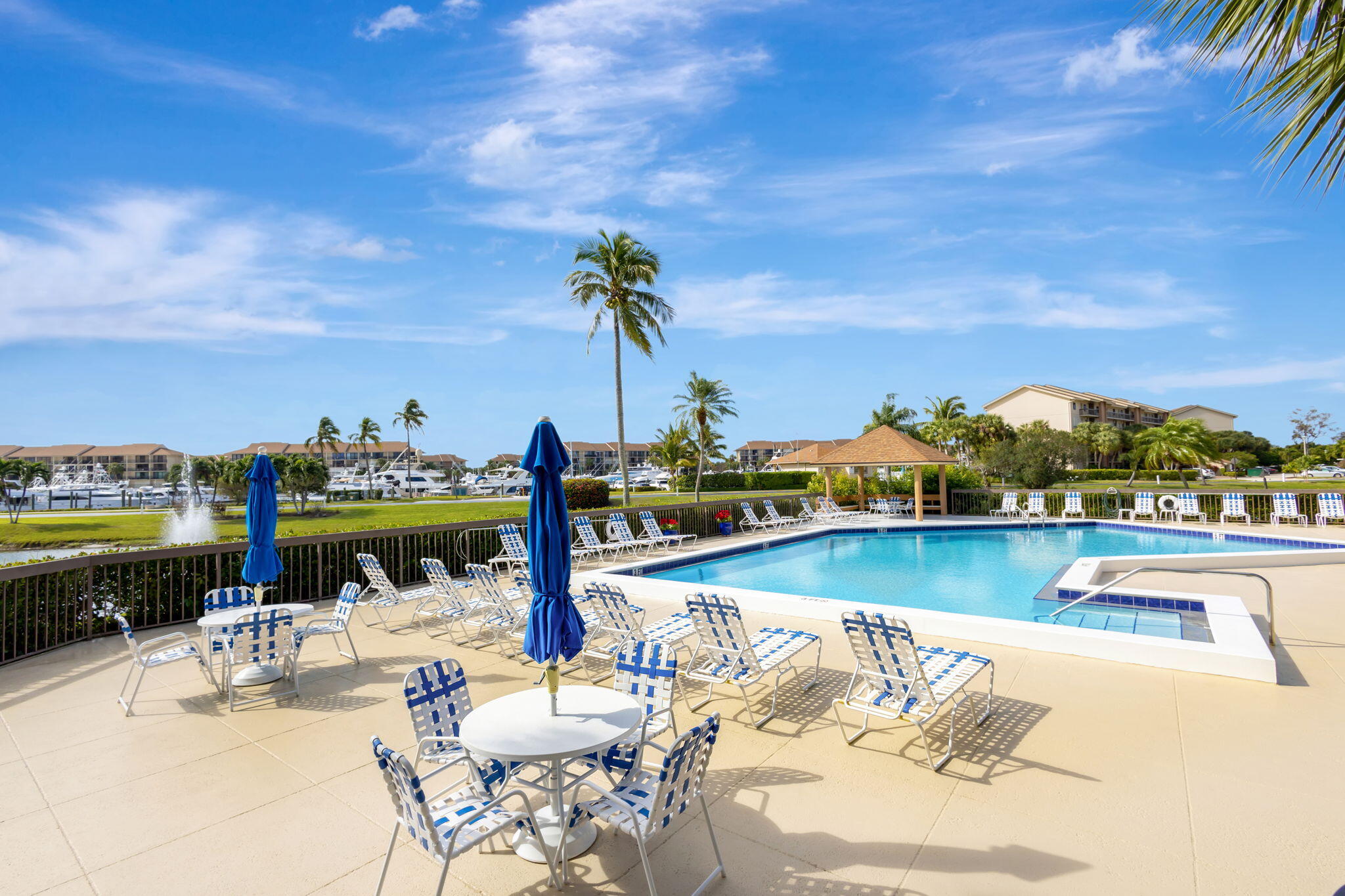 601 Seafarer Circle, Unit 504 Jupiter, FL 33477 - Photo 19 of 31 49-web-or-mls-48-print-5D1A9133