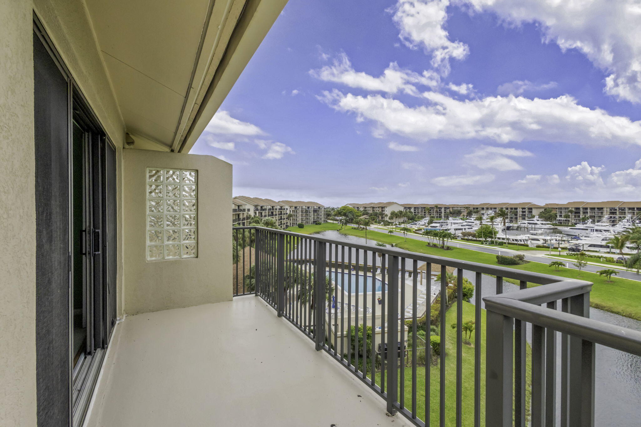 601 Seafarer Circle, Unit 504 Jupiter, FL 33477 - Photo 7 of 31 patio