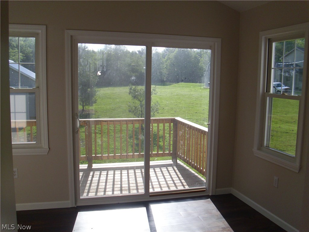 4531 Templeton Road Northwest Warren, OH 44481 - Photo 8 of 17 Gallery Image 8