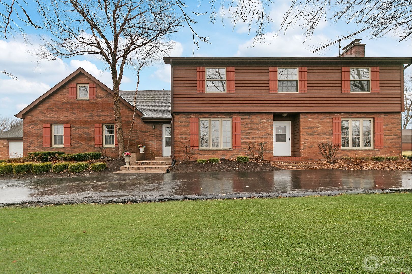 8113 Keystone Road Richmond, IL 60071 - Photo 2 of 37