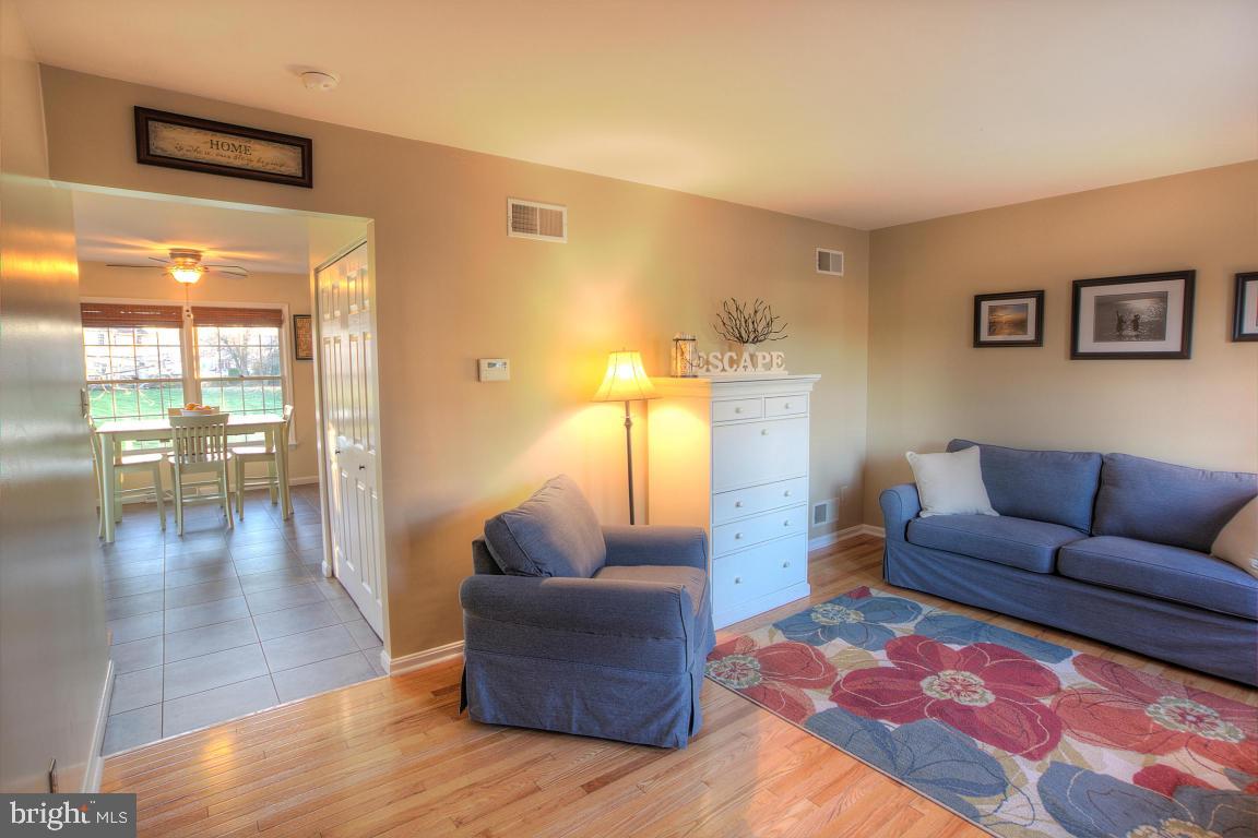 51 Robinhill Drive Lititz, PA 17543 - Photo 6 of 35 Gallery Image 6