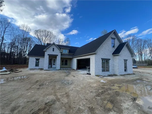 $699,500 | 6943 Ridge Road, Lexington, NC 27295