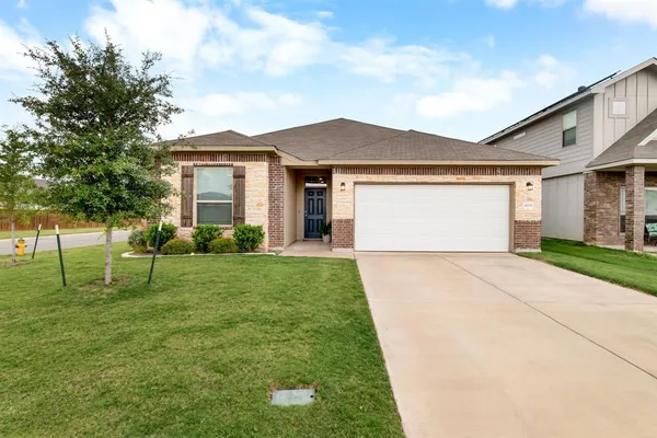 $315,000 | 11233 Solar Street, Lorena, TX 76655