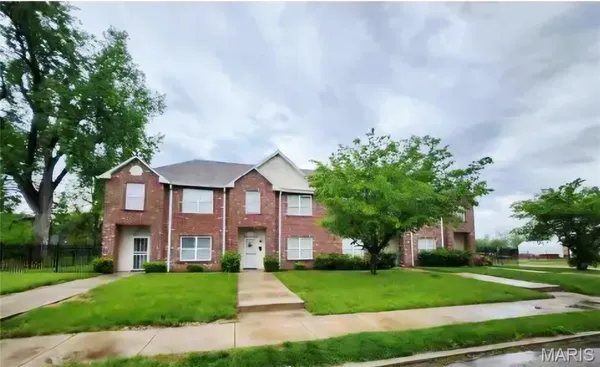 $500,000 | 1367 Pennsylvania Avenue, East St. Louis, IL 62205